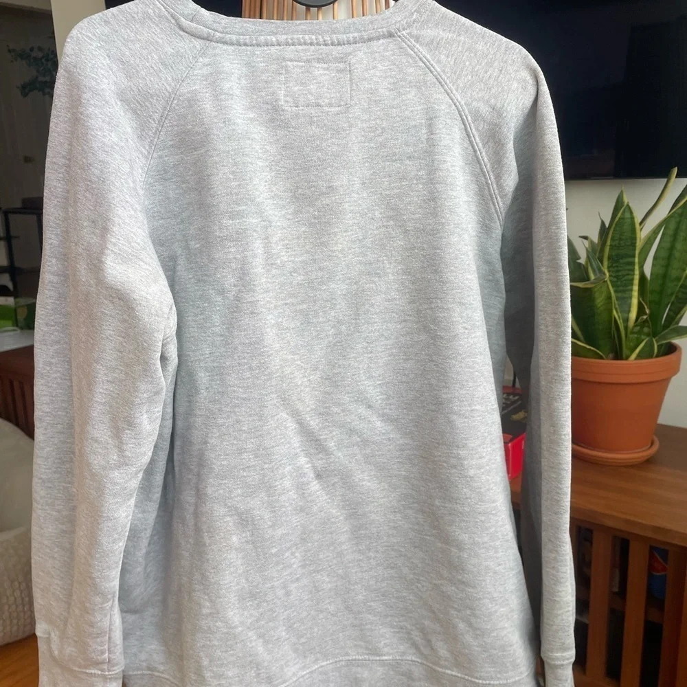 Champion Heather Gray Athletic Sweatshirt L
